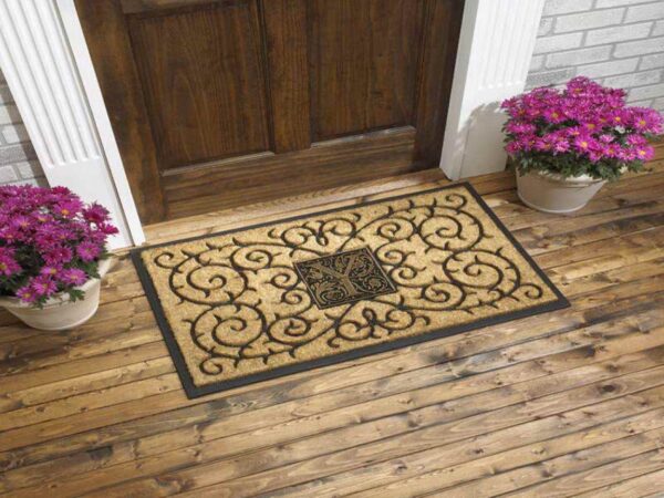 Door mats at entrance